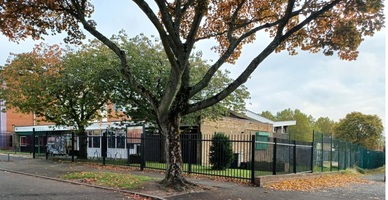 Yew Tree & Tame Bridge                Community Centre logo